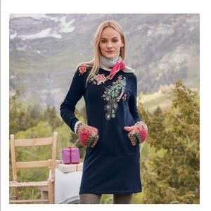 Sundance Embroidered Tunic New w/o tags